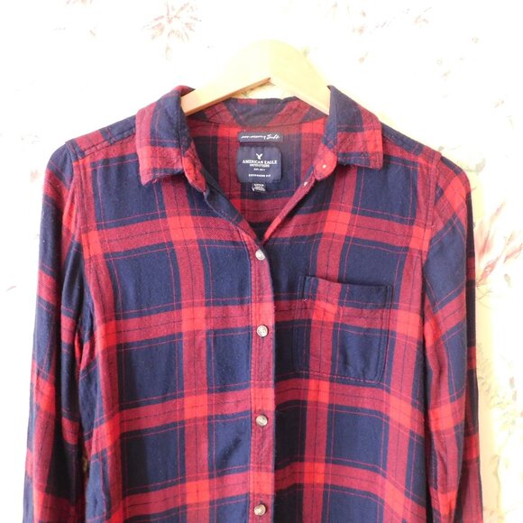 🦔🐾American Eagle Boyfriend Fit Soft Flannel🦔🐾 - Picture 4 of 10